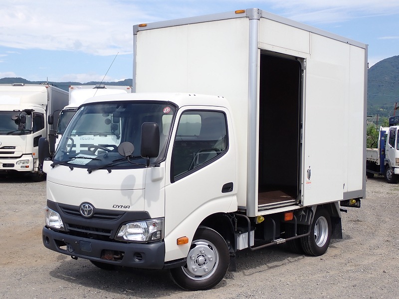 トヨタ ダイナ 小型 アルミバン 10尺 TKG-XZC605