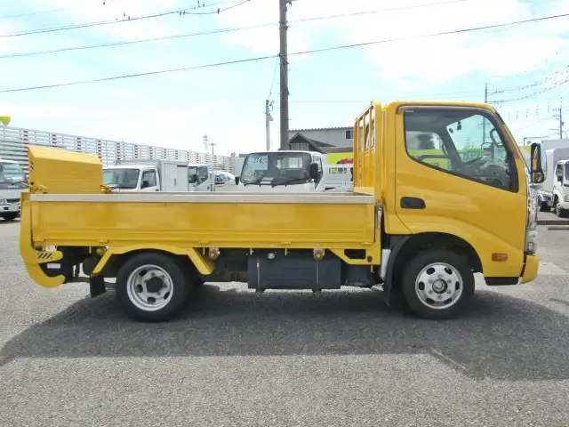 トヨタ ダイナ 小型 平ボディ パワーゲート 床鉄板の中古トラック画像2