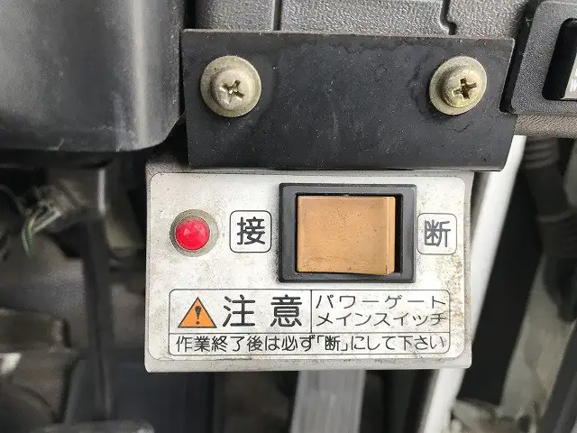いすゞ エルフ 小型 平ボディ パワーゲート KR-NPR81LARの中古トラック画像11
