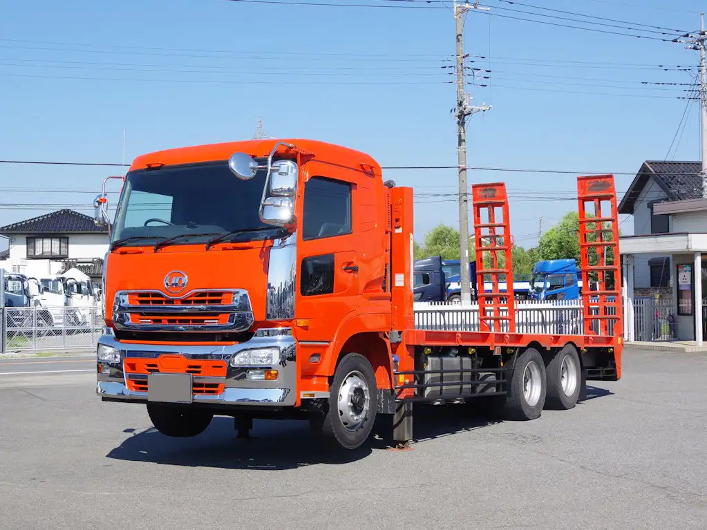 日産UD クオン 大型 車両重機運搬 ラジコン ウインチの中古トラック画像1