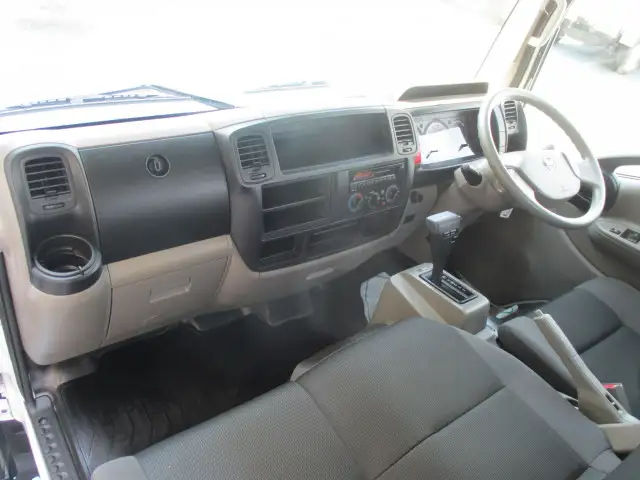 日産 アトラス 小型 平ボディ CBF-SQ2F24 H28の中古トラック画像16