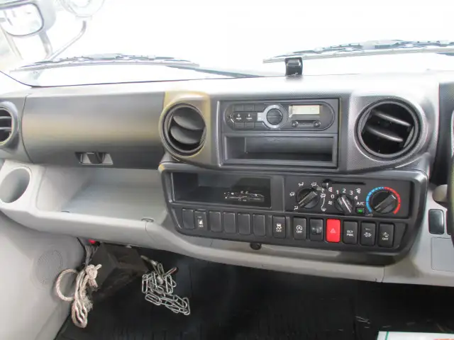 トヨタ トヨエース 小型 平ボディ 床鉄板 TPG-XZC605の中古トラック画像15