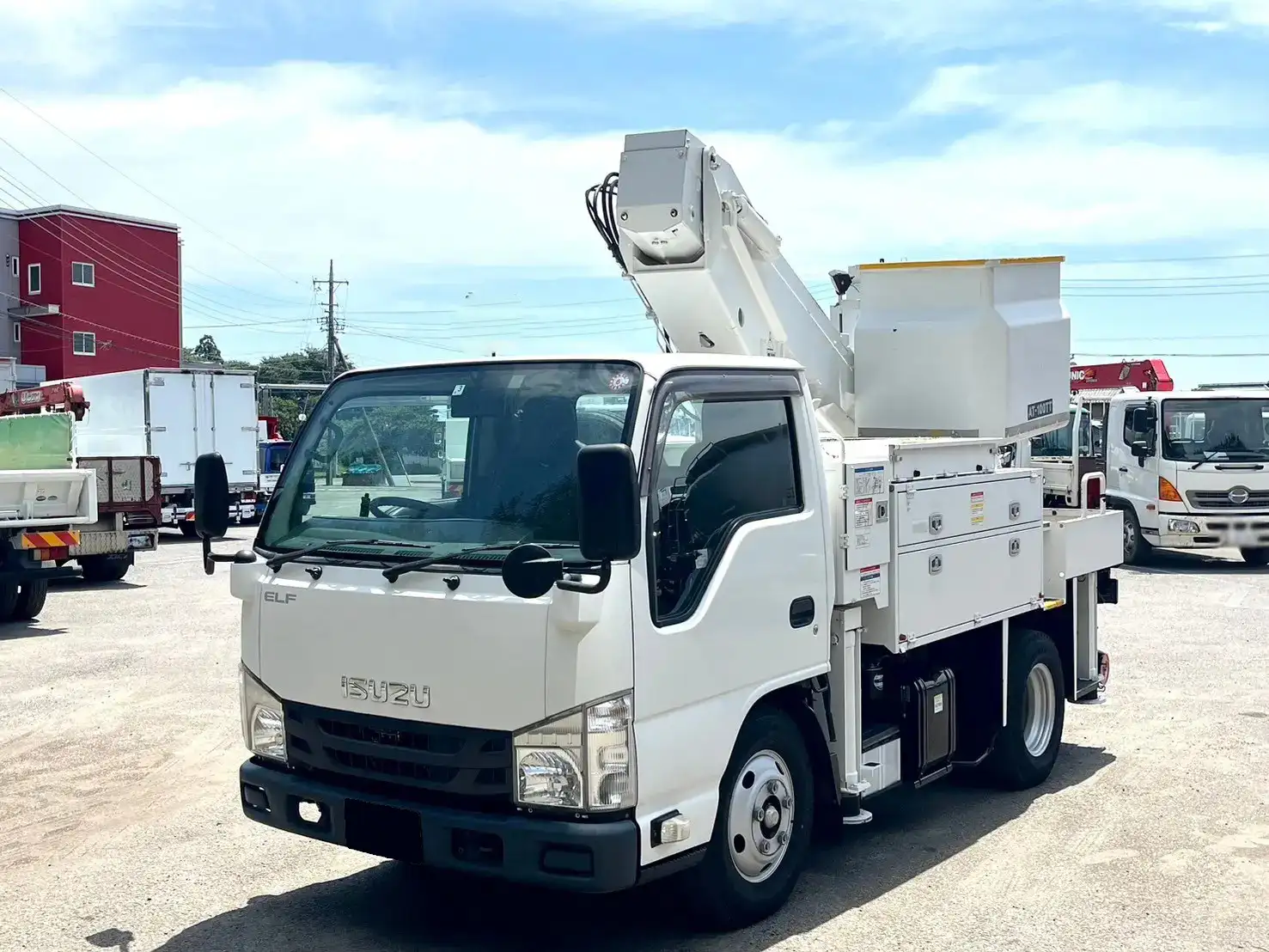 いすゞ エルフ 小型 高所・建柱車 高所作業車 電工仕様 の中古トラック【車両No.170246】