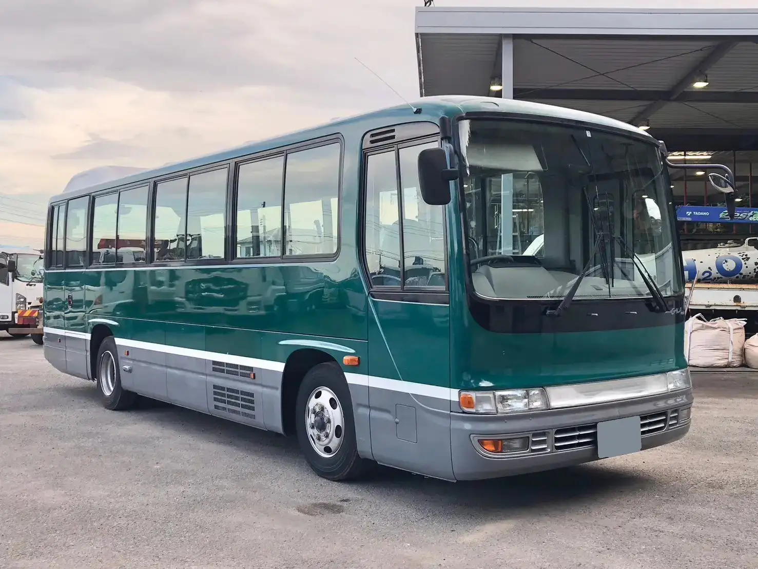 いすゞ ガーラミオ 中型/増トン バス 乗合バス BDG-RR7JJBJの中古トラック画像2