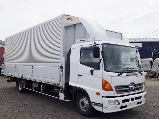 日野 レンジャー 中型/増トン ウイング ベッド TKG-FD9JPAAの中古トラック画像1