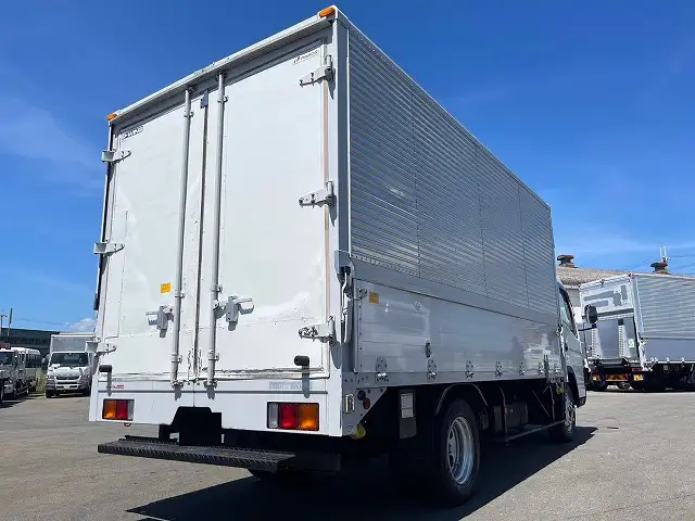 三菱 キャンター 小型 ウイング SKG-FEB50 H23の中古トラック画像3