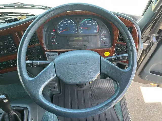 日産UD コンドル 中型/増トン 平ボディ ベッド カスタムの中古トラック画像13
