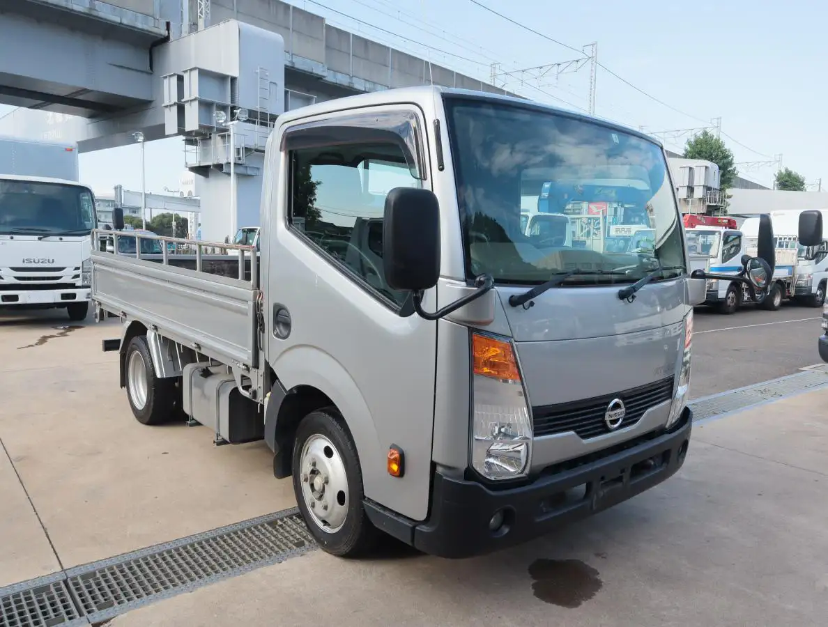 日産 アトラス 小型 平ボディ SKG-TZ2F24 H31/R1の中古トラック画像2