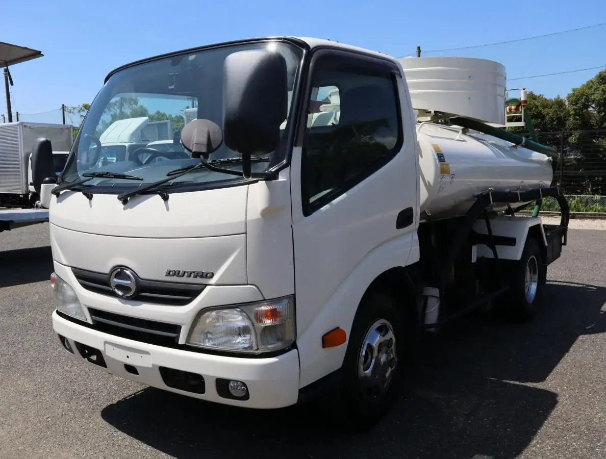 日野 デュトロ 小型 タンク車 バキューム TKG-XZU600Eの中古トラック画像1