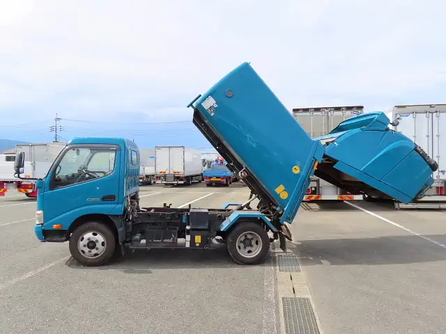 日野 デュトロ 小型 パッカー車 巻き込み式 回転ダンプ式の中古トラック画像6