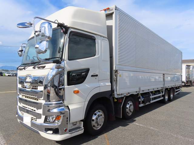 いすゞ ギガ 大型 ウイング 床鉄板 エアサス の中古トラック【車両No.134036】