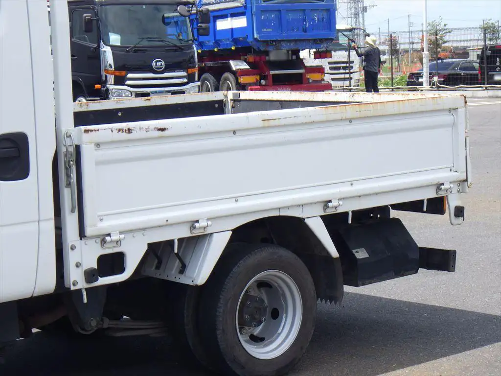 日産 アトラス 小型 平ボディ Wキャブ CBF-SQ2F24の中古トラック画像6