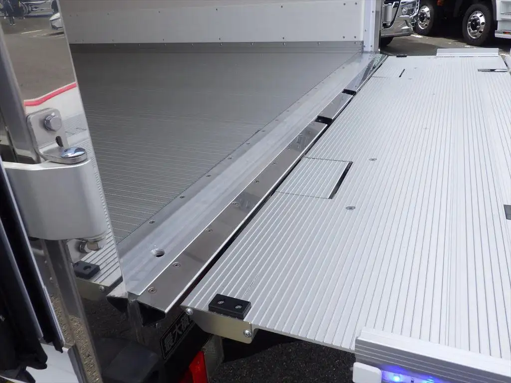 日野 デュトロ 小型 冷凍冷蔵 ワイドロング 2KG-XZU712M の中古 日野 デュトロ 小型 冷凍冷蔵 ワイドロング 2KG-XZU712M の中古
