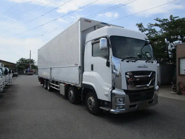 いすゞ ギガ 大型 ウイング パワーゲート ハイルーフの中古トラック画像2