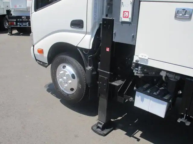 日野 デュトロ 小型 高所・建柱車 高所作業車 電工仕様の中古トラック画像8