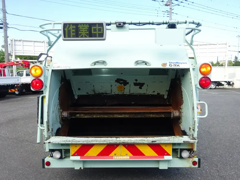 いすゞ エルフ 小型 パッカー車 巻き込み式 回転ダンプ式の中古トラック画像6