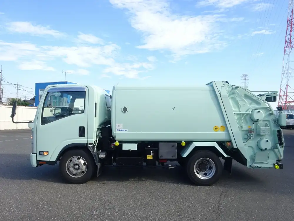いすゞ エルフ 小型 パッカー車 巻き込み式 回転ダンプ式の中古トラック画像3