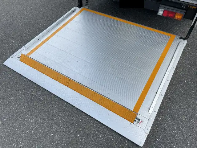 日産 アトラス 小型 アルミバン パワーゲート サイドドアの中古トラック画像10