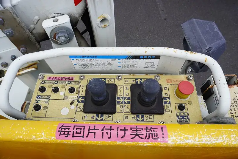 いすゞ エルフ 小型 高所・建柱車 高所作業車 電工仕様の中古トラック画像7