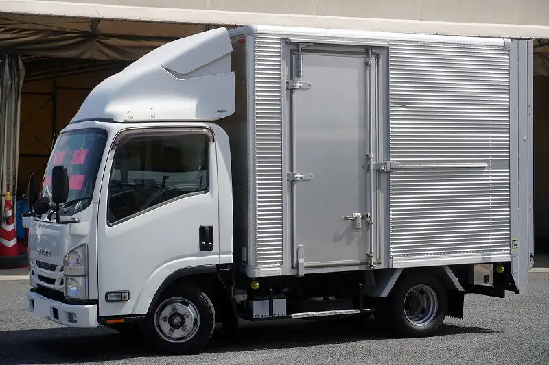 いすゞ エルフ 小型 アルミバン パワーゲート サイドドア の中古トラック【車両No.170543】