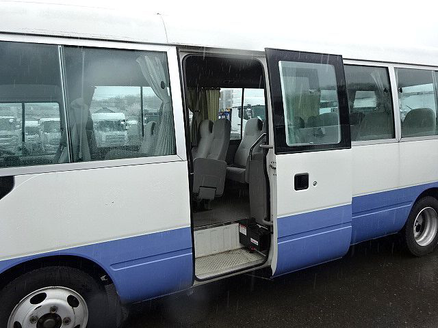 トヨタ コースター 小型 バス マイクロバス PB-XZB50の中古トラック画像4