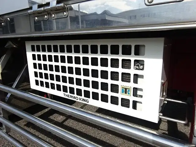 日野 プロフィア 大型 冷凍冷蔵 冷凍ウイング ハイルーフの中古トラック画像像17