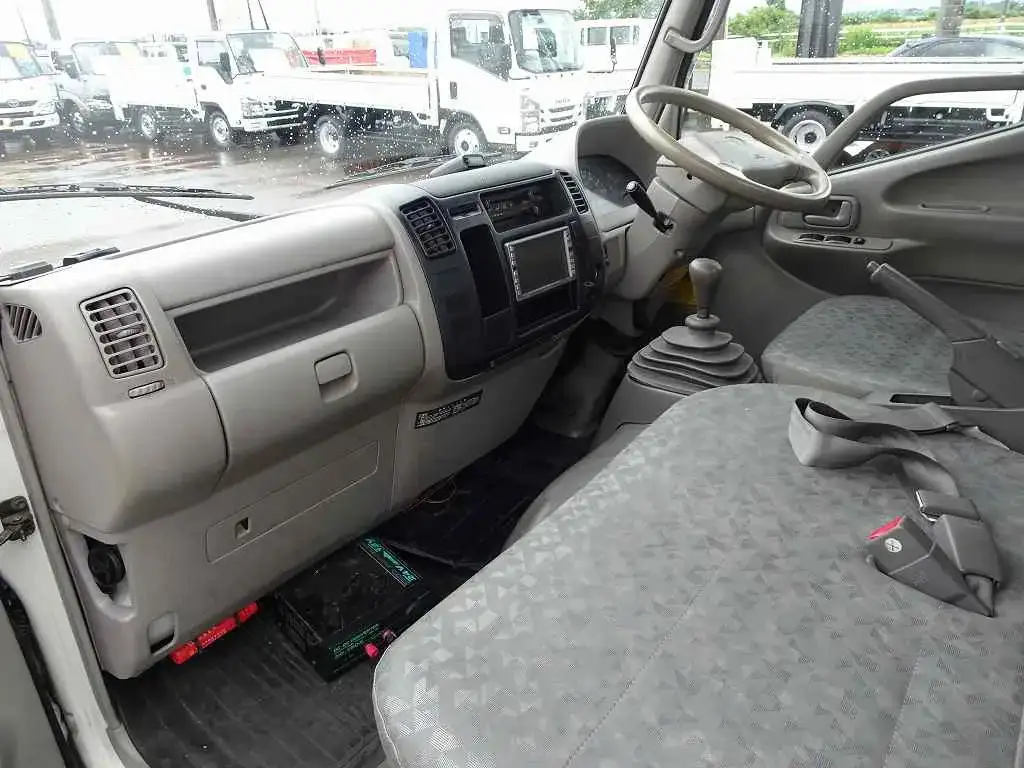 トヨタ ダイナ 小型 平ボディ KK-XZU346 H15の中古トラック画像9