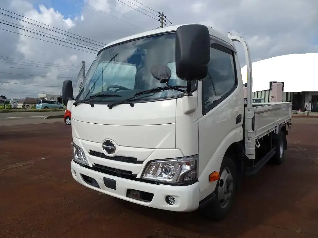 日野 デュトロ 小型 平ボディ 2RG-XZU645M H31/R1の中古トラック画像1
