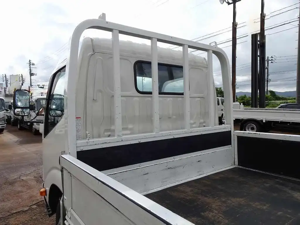 日野 デュトロ 小型 平ボディ 2RG-XZU645M H31/R1の中古トラック画像5