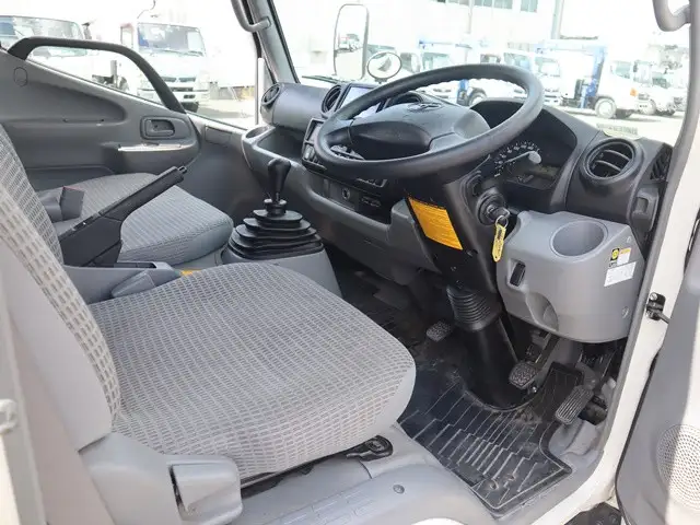 トヨタ トヨエース 小型 平ボディ Wキャブ QDF-KDY231の中古トラック画像14