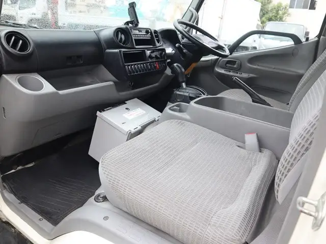 トヨタ トヨエース 小型 アルミバン ボトルカー TKG-XZC645の中古トラック画像11