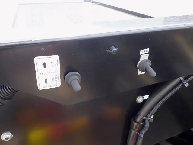 三菱 キャンター 小型 車両重機運搬 ラジコン ウインチの中古トラック画像15