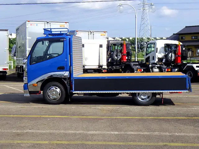 日野 デュトロ 小型 平ボディ TPG-XZU605M H30の中古トラック画像4