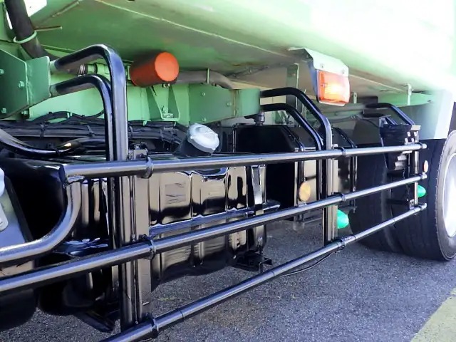 三菱 ファイター 中型/増トン パッカー車 プレス式 ベッドの中古トラック画像14