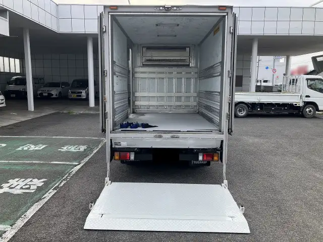 いすゞ エルフ 小型 冷凍冷蔵 低温 パワーゲートの中古トラック画像4