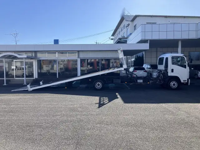 いすゞ フォワード 中型/増トン 車両重機運搬 ラジコン ウインチの中古トラック画像4
