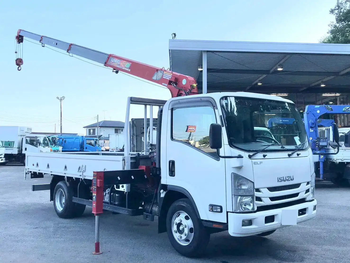 いすゞ エルフ 小型 クレーン付 床鉄板 4段の中古トラック画像2