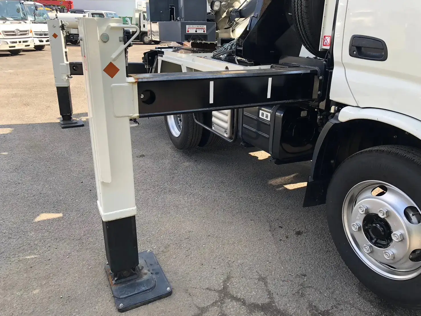 日野 デュトロ 小型 高所・建柱車 建柱車 2KG-XZU600Fの中古トラック画像12