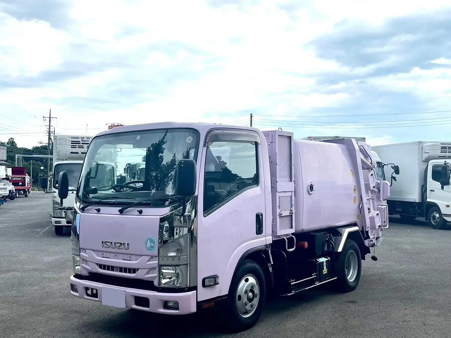 いすゞ エルフ 小型 パッカー車 巻き込み式 回転ダンプ式 の中古トラック【車両No.170770】