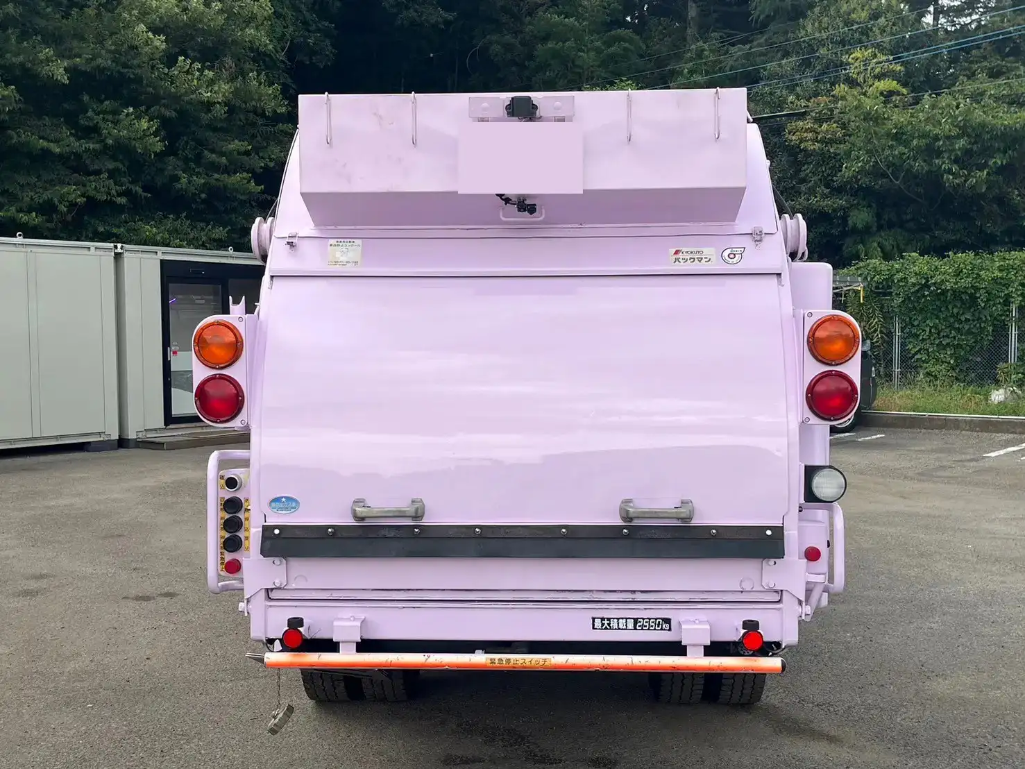いすゞ エルフ 小型 パッカー車 巻き込み式 回転ダンプ式の中古トラック画像4