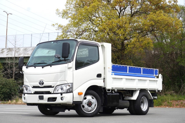 トヨタ ダイナ 小型 ダンプ 10尺 2KG-XZU675D