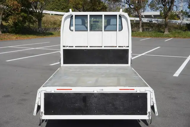 マツダ タイタン 小型 平ボディ Wキャブ 床鉄板の中古トラック画像7