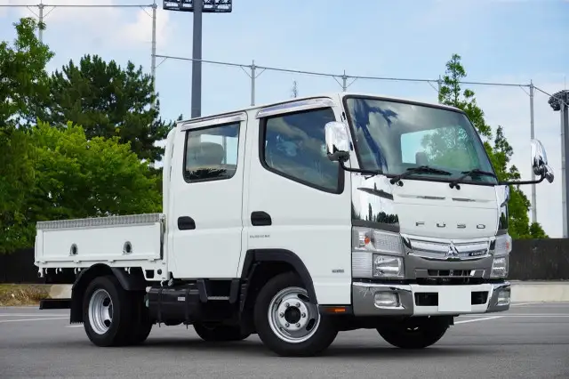 三菱 キャンター 小型 平ボディ Wキャブ TPG-FBA00の中古トラック画像2