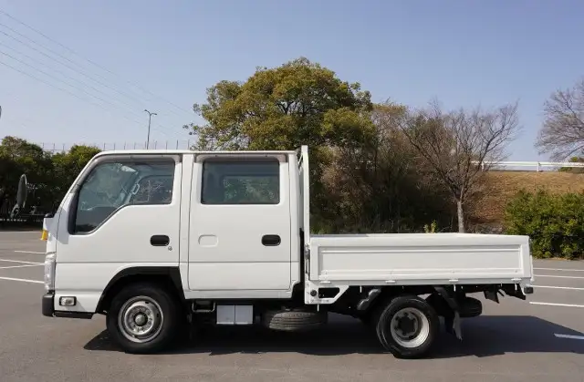 マツダ タイタン 小型 平ボディ Wキャブ 床鉄板の中古トラック画像5