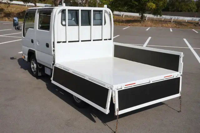 マツダ タイタン 小型 平ボディ Wキャブ 床鉄板の中古トラック画像7
