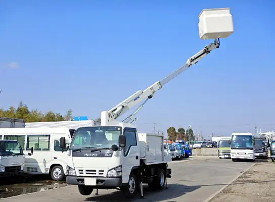 いすゞ エルフ 小型 高所・建柱車 高所作業車 PB-NKR81ANの中古トラック画像1
