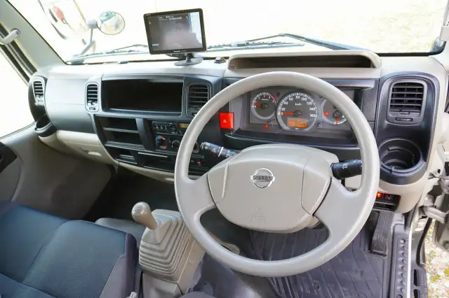 日産 アトラス 小型 アルミバン サイドドア TKG-SZ2F24の中古トラック画像12