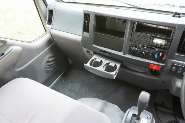 マツダ タイタン 小型 平ボディ Wキャブ TRG-LHR85Aの中古トラック画像14