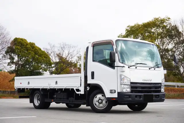 いすゞ エルフ 小型 平ボディ TKG-NNR85AR H26の中古トラック画像2