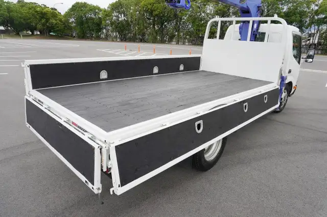 日野 デュトロ 小型 クレーン付 3段 ラジコンの中古トラック画像5